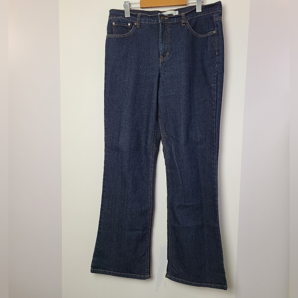 Jaclyn Smith Angel Fit women's bootcut jeans, Sz 32